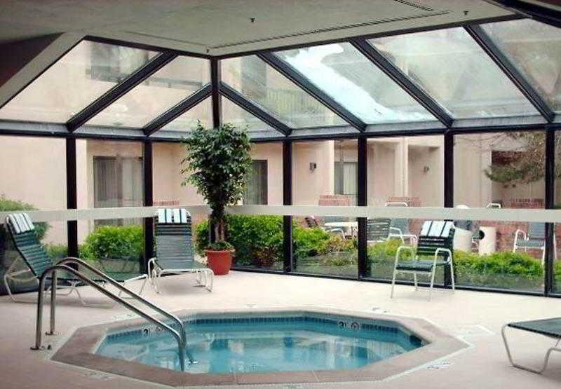 Courtyard By Marriott Denver Central Park Fasiliteter bilde